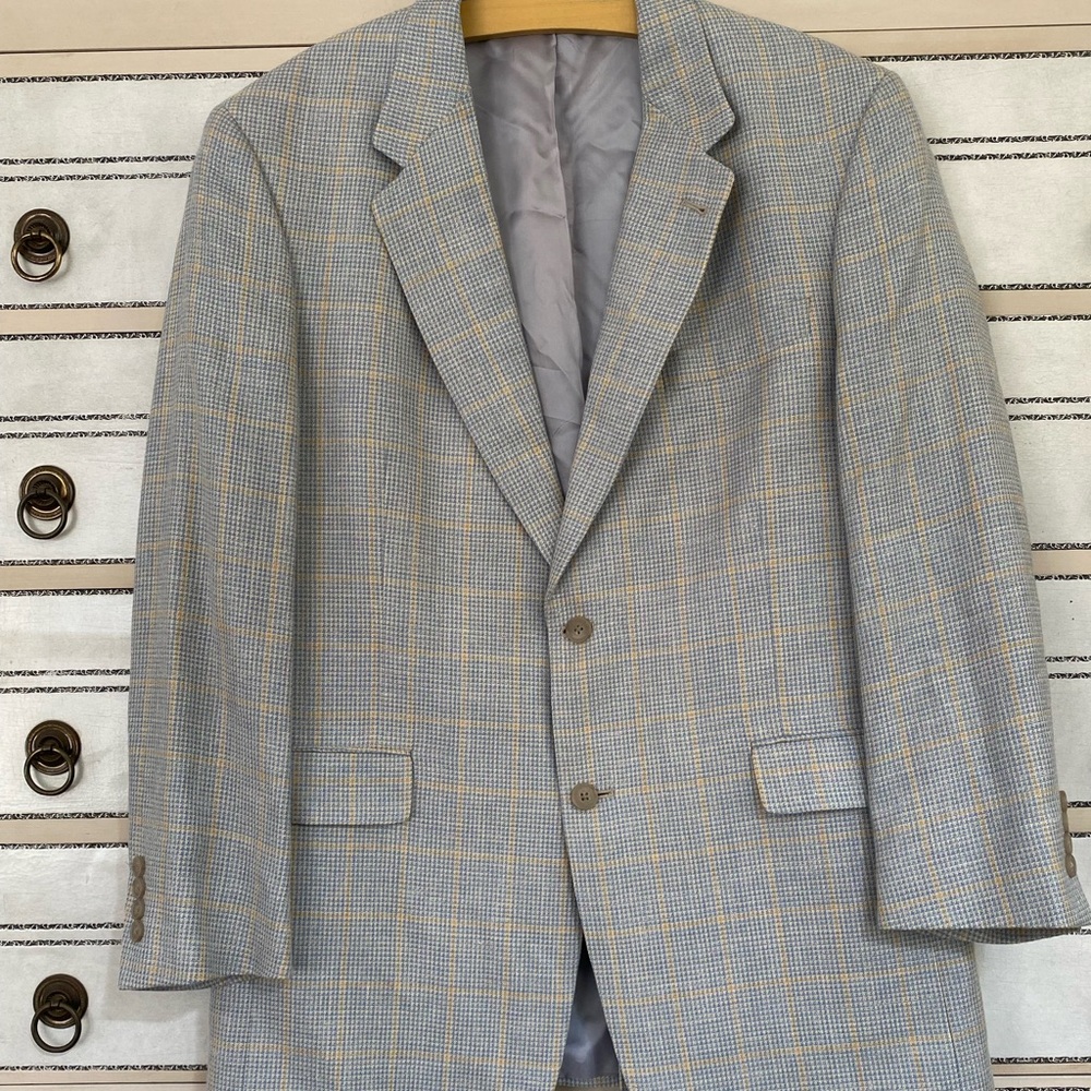 Gorgeous Two Button Blazer - image 1